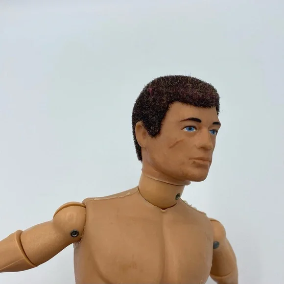 GI Joe 1964 Lot Vtg Flocked Hair Scar Action Figure Clothes Squid Foot Locker